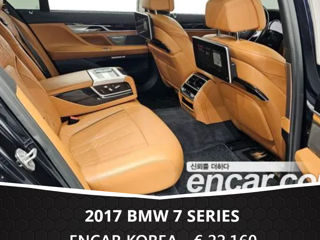 BMW 7 Series foto 7