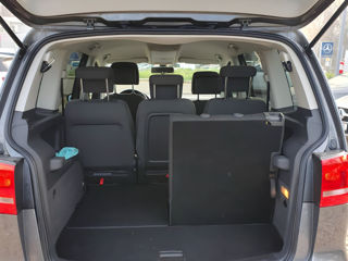 Volkswagen Touran foto 9