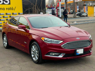 Ford Fusion foto 2