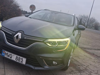 Renault Megane foto 2