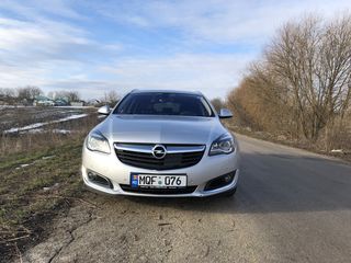 Opel Insignia foto 3