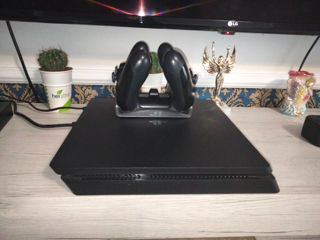 Продам PlayStation 4 Slim на 500 гб. foto 2