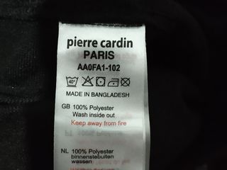 Pantaloni sport, noi, Pierre Cardin, 300 lei. foto 4
