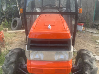 Tractor japonez Kubota GL300D cu freza rotativa foto 2