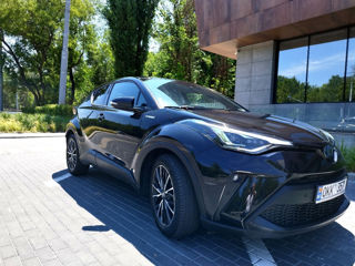 Toyota C-HR foto 3