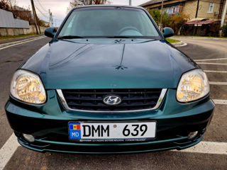 Hyundai Accent foto 3