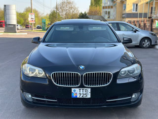 BMW 5 Series foto 5