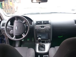 Ford Mondeo foto 5