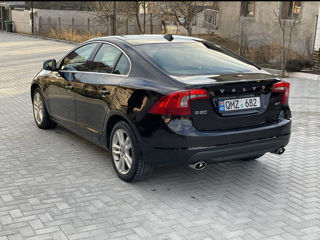 Volvo S60 foto 5