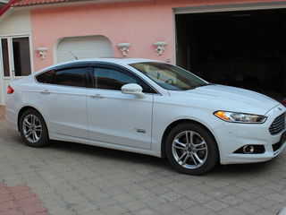 Ford Fusion foto 4