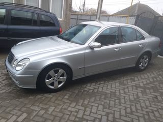 Piese Mercedes-Benz W211  2.2Cdi, 2.7Cdi, 3.2Cdi. Anii 2003-2005 foto 2