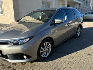 Toyota Auris foto 8