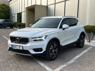 Volvo XC40 foto 1