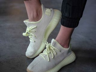 Adidas Yeezy Boost 350 V2 "Butter" Women's foto 7