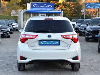 Toyota Yaris foto 14