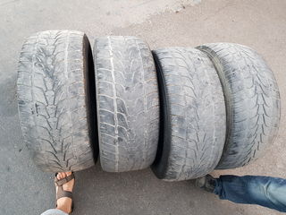 Vind 4 anvelope roadstone 275/60/r17  110v  500 lei foto 2