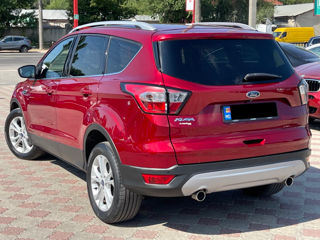 Ford Kuga foto 3