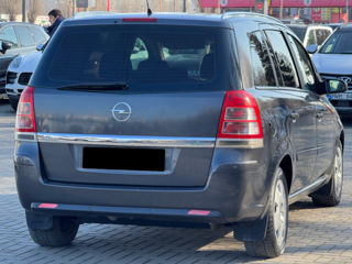 Opel Zafira foto 5