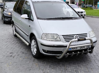 Volkswagen Sharan foto 2