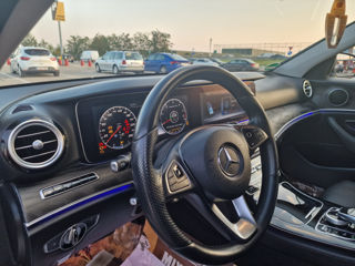 Mercedes E-Class foto 9