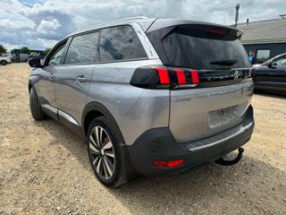 Peugeot 5008 foto 3