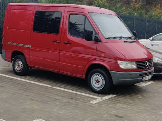 Mercedes Sprinter foto 3