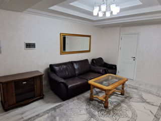 Apartament cu 2 camere, 70 m², Telecentru, Chișinău foto 4