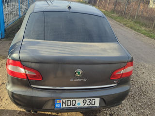 Skoda Superb foto 4