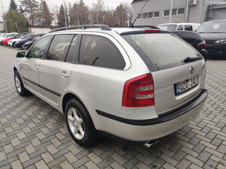 Skoda Octavia foto 4