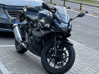 Suzuki GSX-250R ABS foto 5