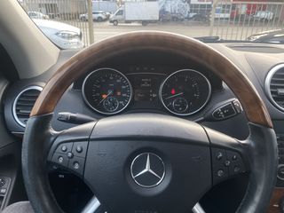 Mercedes GL Class foto 8