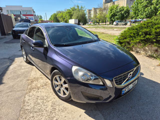 Volvo S60 foto 3