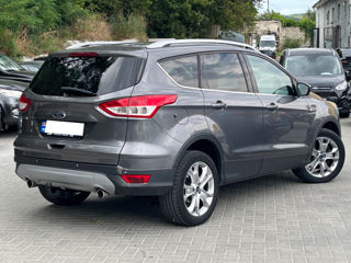 Ford Kuga foto 3