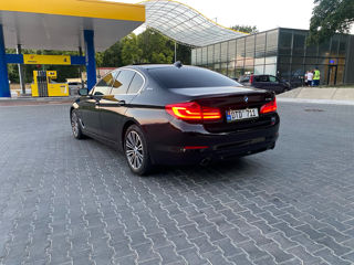 BMW 5 Series foto 4