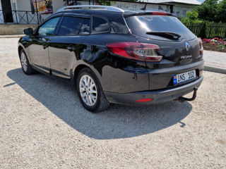 Renault Megane фото 3