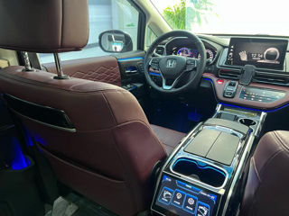 Honda Elysion foto 10
