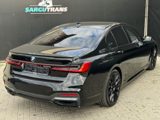 BMW 7 Series foto 4