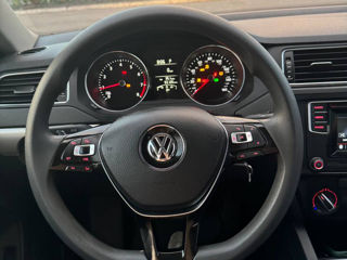 Volkswagen Jetta foto 5