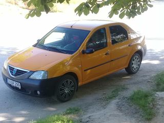 Dacia Logan foto 1