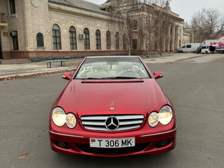 Mercedes CLK-Class foto 2