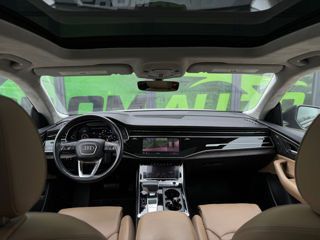 Audi Q8 foto 10