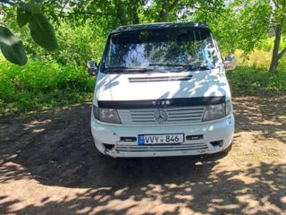 Mercedes Vito foto 2