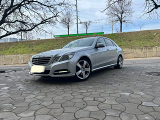 Mercedes E-Class foto 2