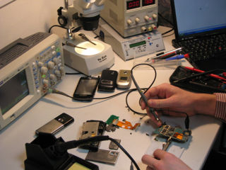 Reparatie telefoane,calculatoare,smart TV.Garantie! foto 2