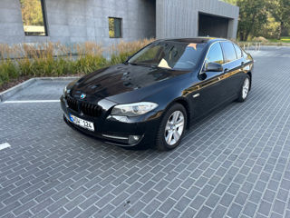 BMW 5 Series foto 3