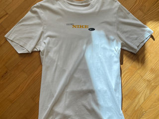 nike t shirt