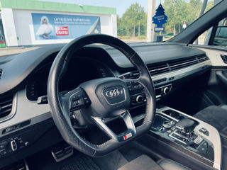 Audi Q7 foto 9