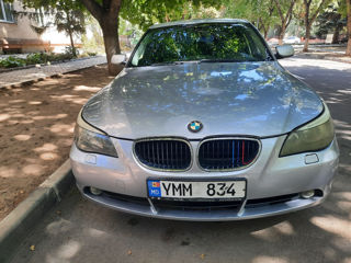 BMW 5 Series foto 3