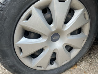 Roti  pentru FORD , 5/108, cauciucuri Pirelli, R16 205/55, jante, capacele nu se vand!!!