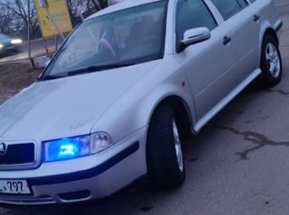 Skoda Octavia foto 3